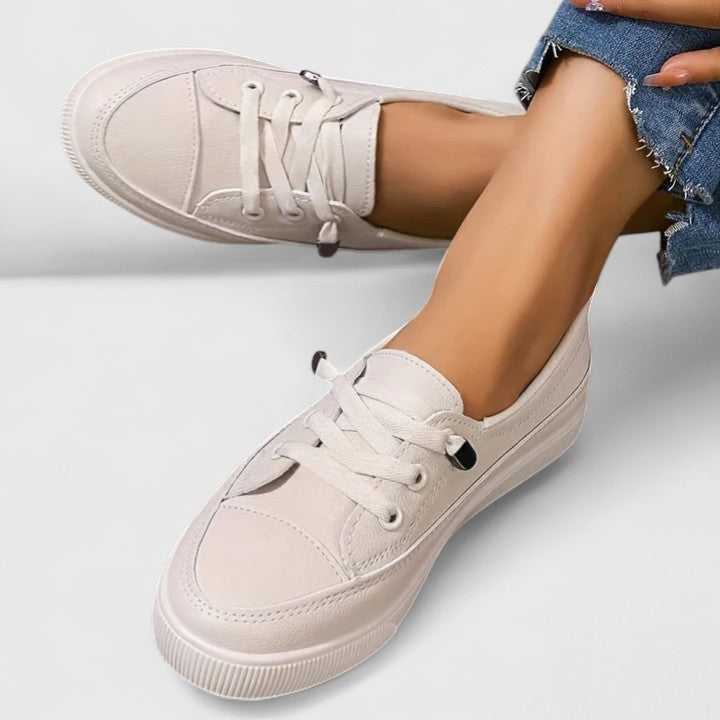 Women's Casual Lace Up Sneakers | Flat