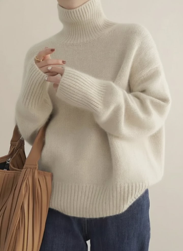 Women's Oversized Turtleneck Jumper | Ribbed