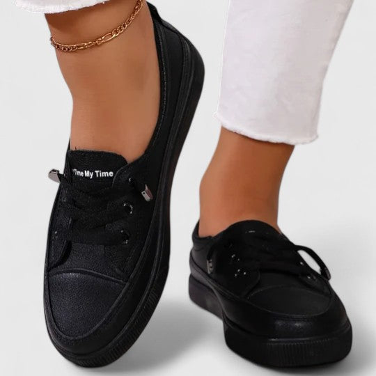 Women's Casual Lace Up Sneakers | Flat