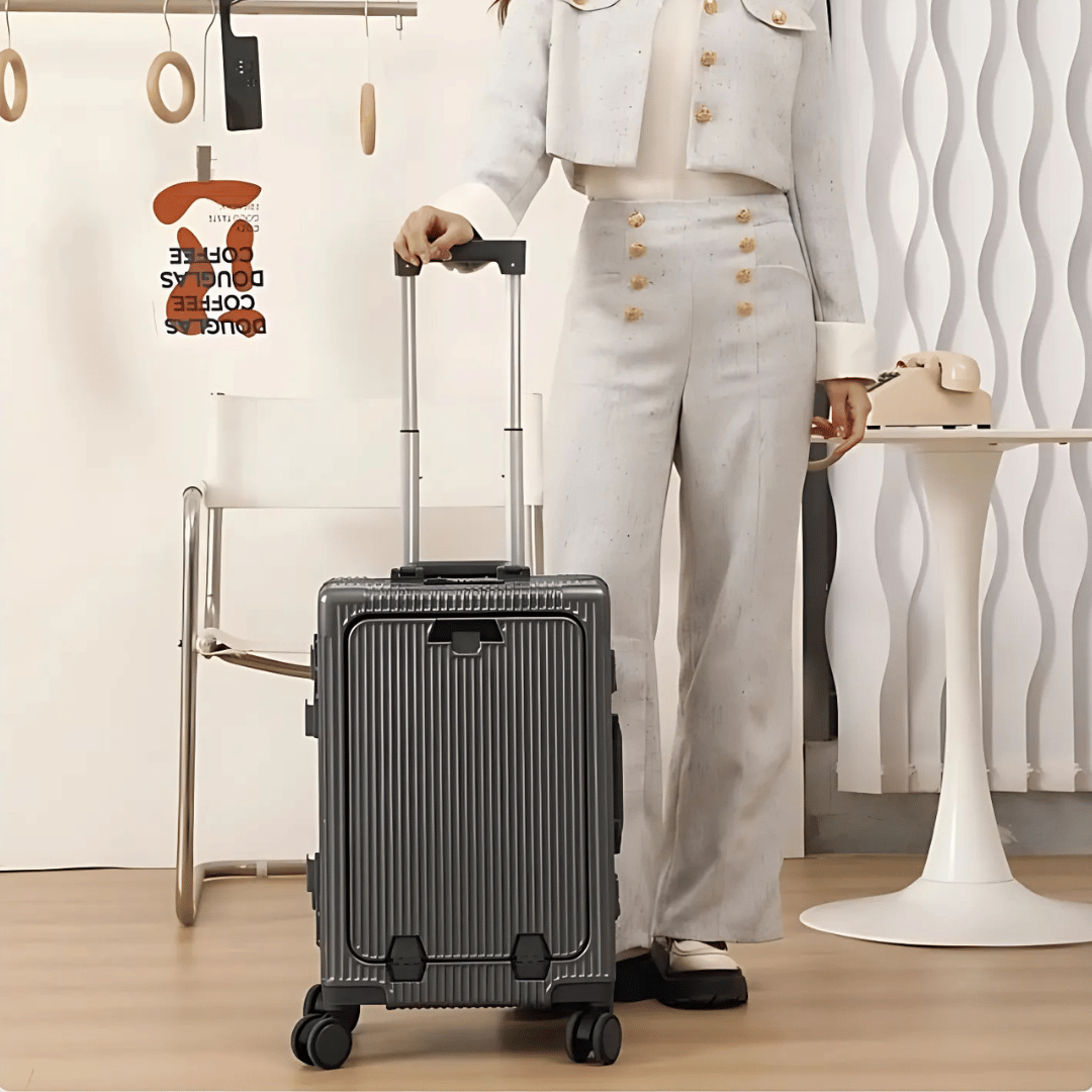 Hard Shell Carry On Suitcase with Laptop Pocket | Spinner