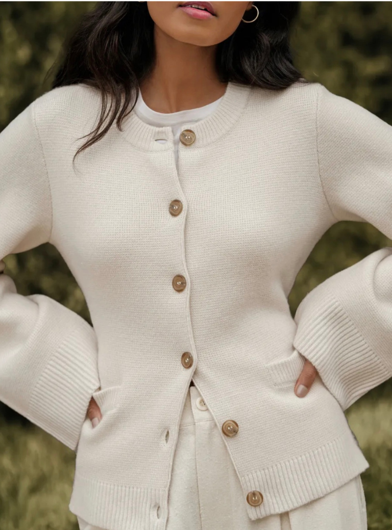 Women's Elegant Knit Cardigan | Button-front