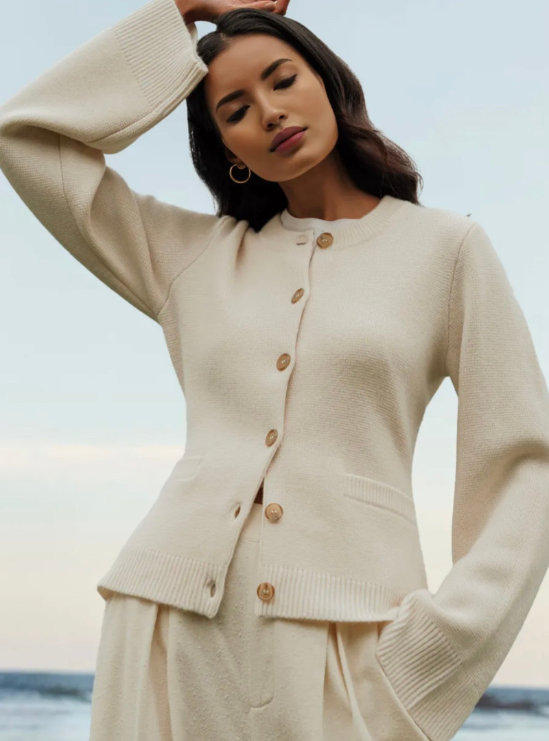 Women's Elegant Knit Cardigan | Button-front
