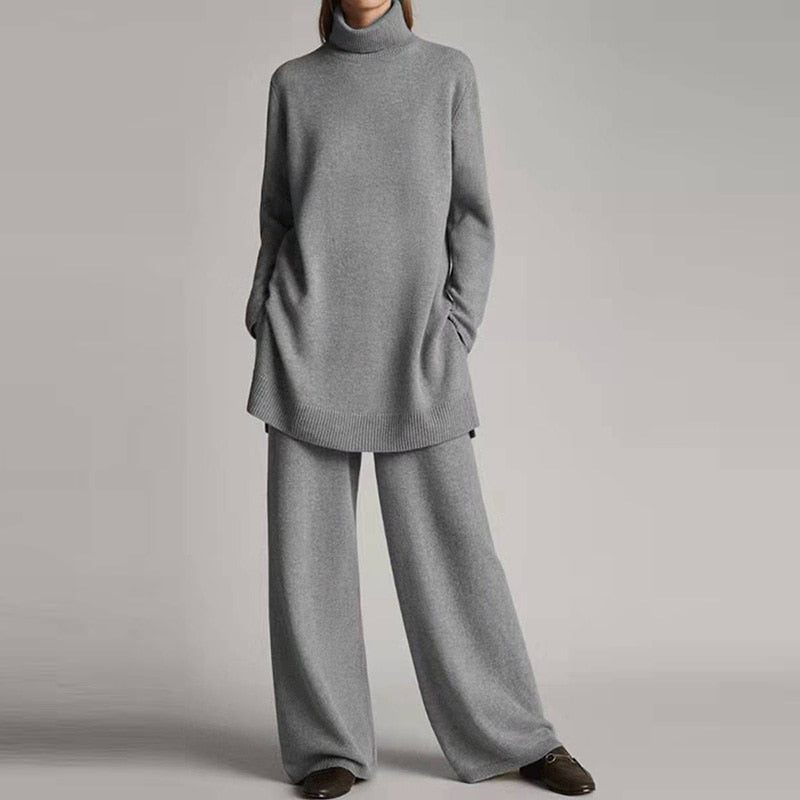 Women’s Relaxed Turtleneck Set | Winter