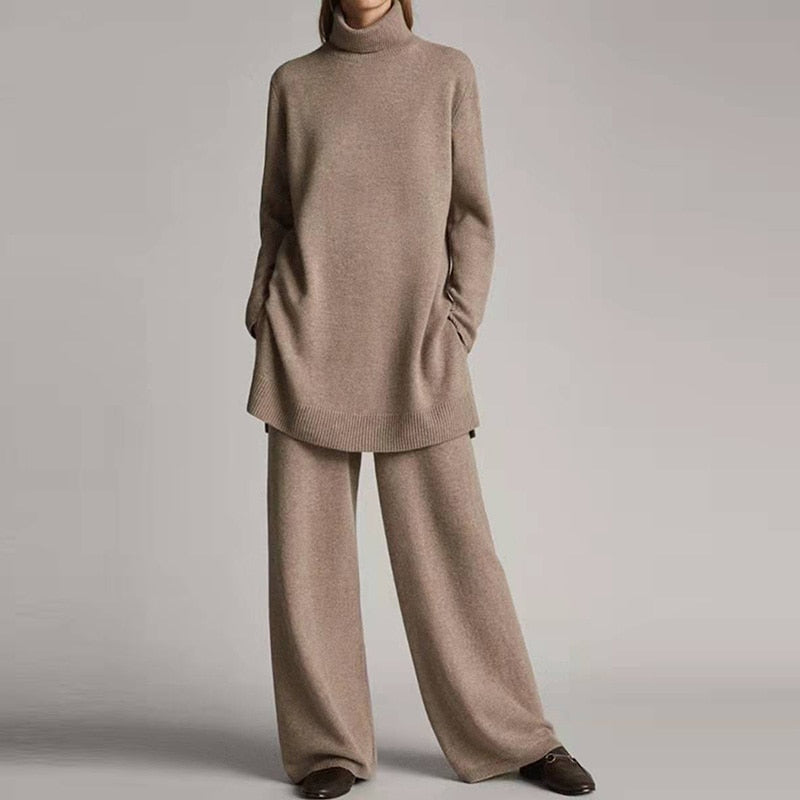 Women’s Relaxed Turtleneck Set | Winter