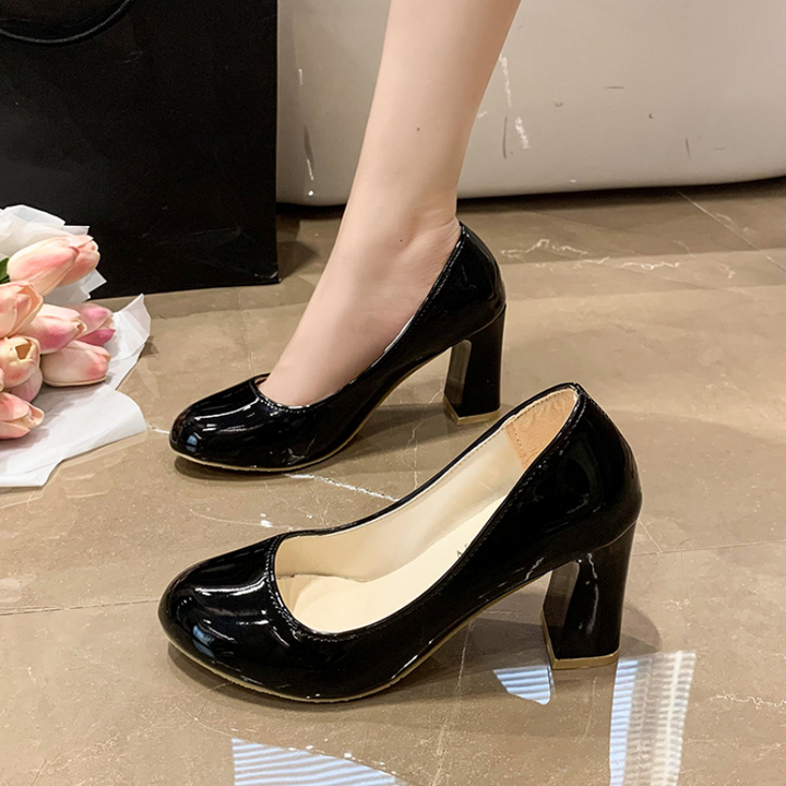 Women's Round Toe Block-Heel Pumps | Stylish