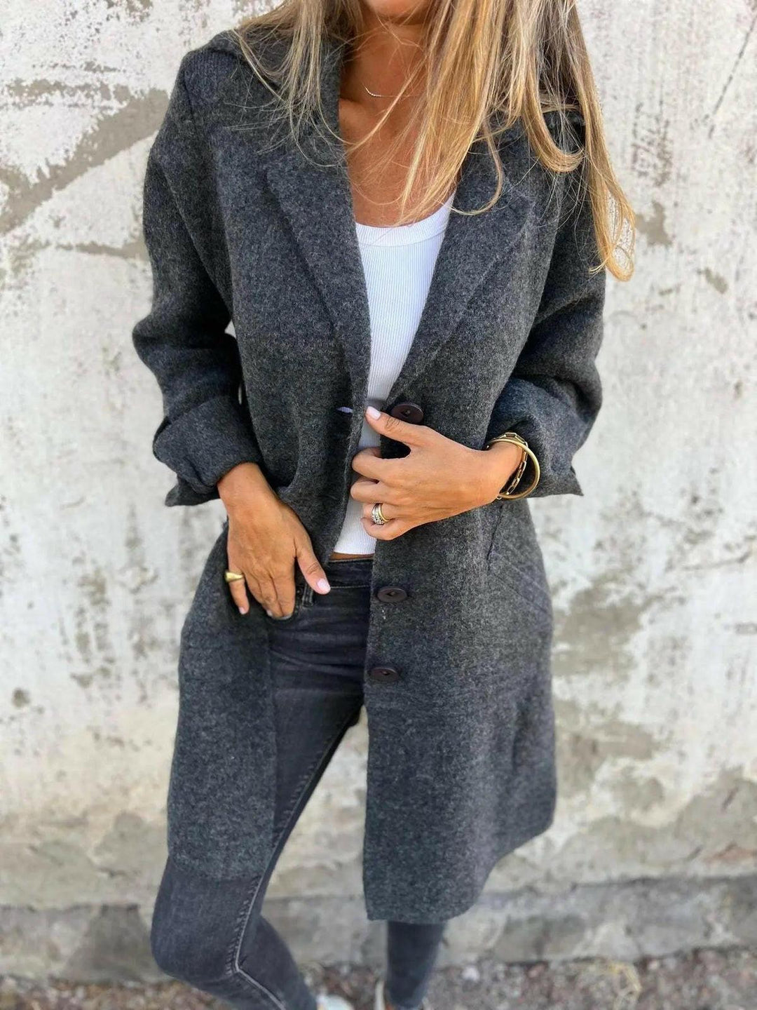 Women’s Relaxed Fit Long-Sleeve Coat | Front Pockets