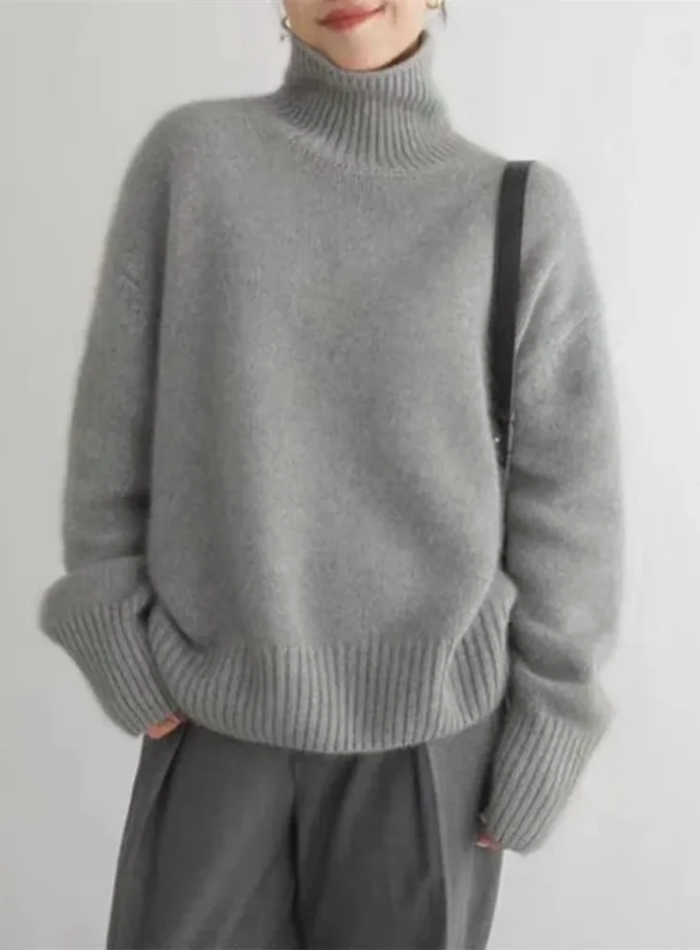 Women's Oversized Turtleneck Jumper | Ribbed