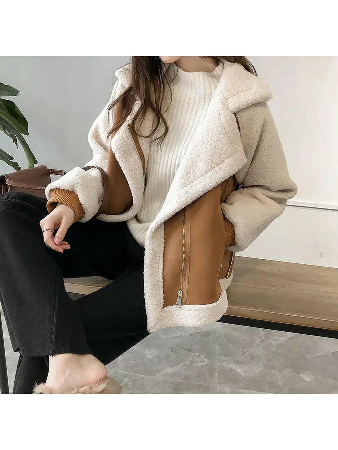 Women's Stylish Zip-Up Jacket | Pockets