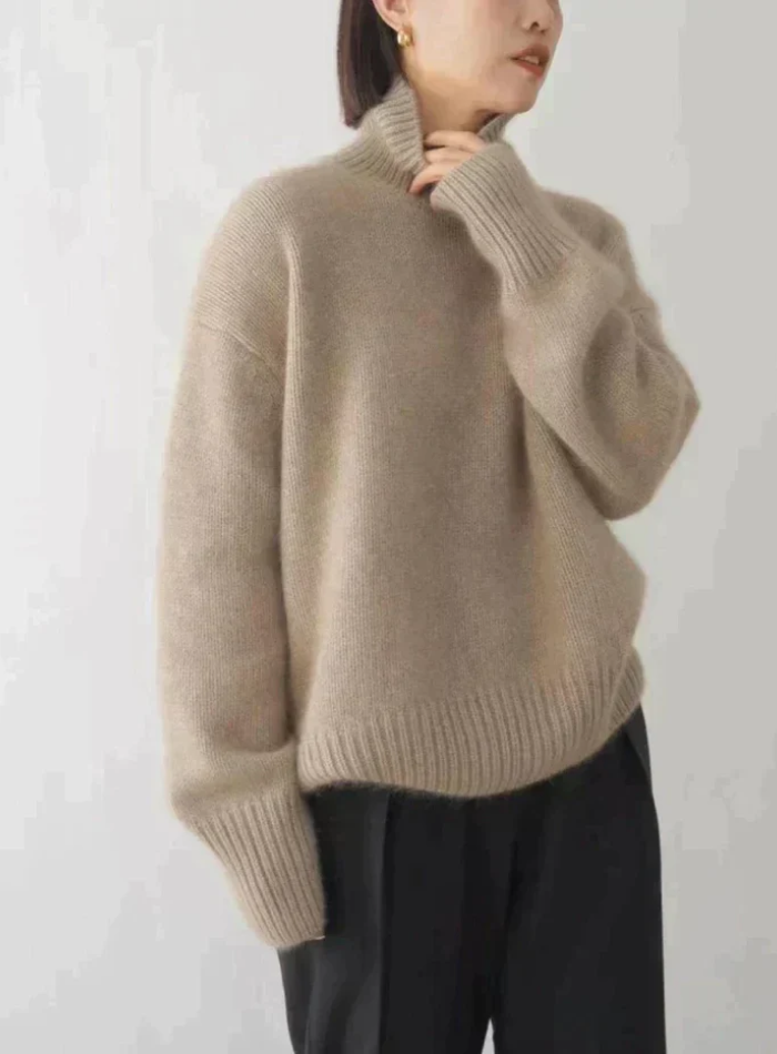 Women's Oversized Turtleneck Jumper | Ribbed