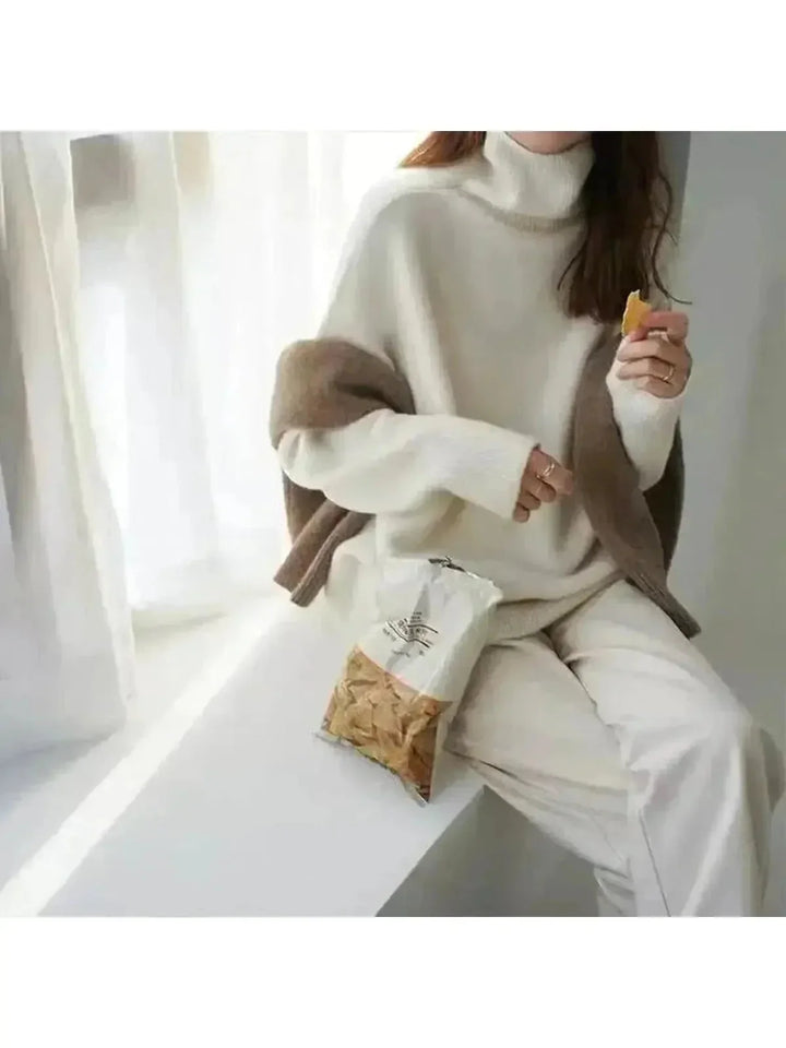 Women's Winter Turtleneck Jumper | Elegant
