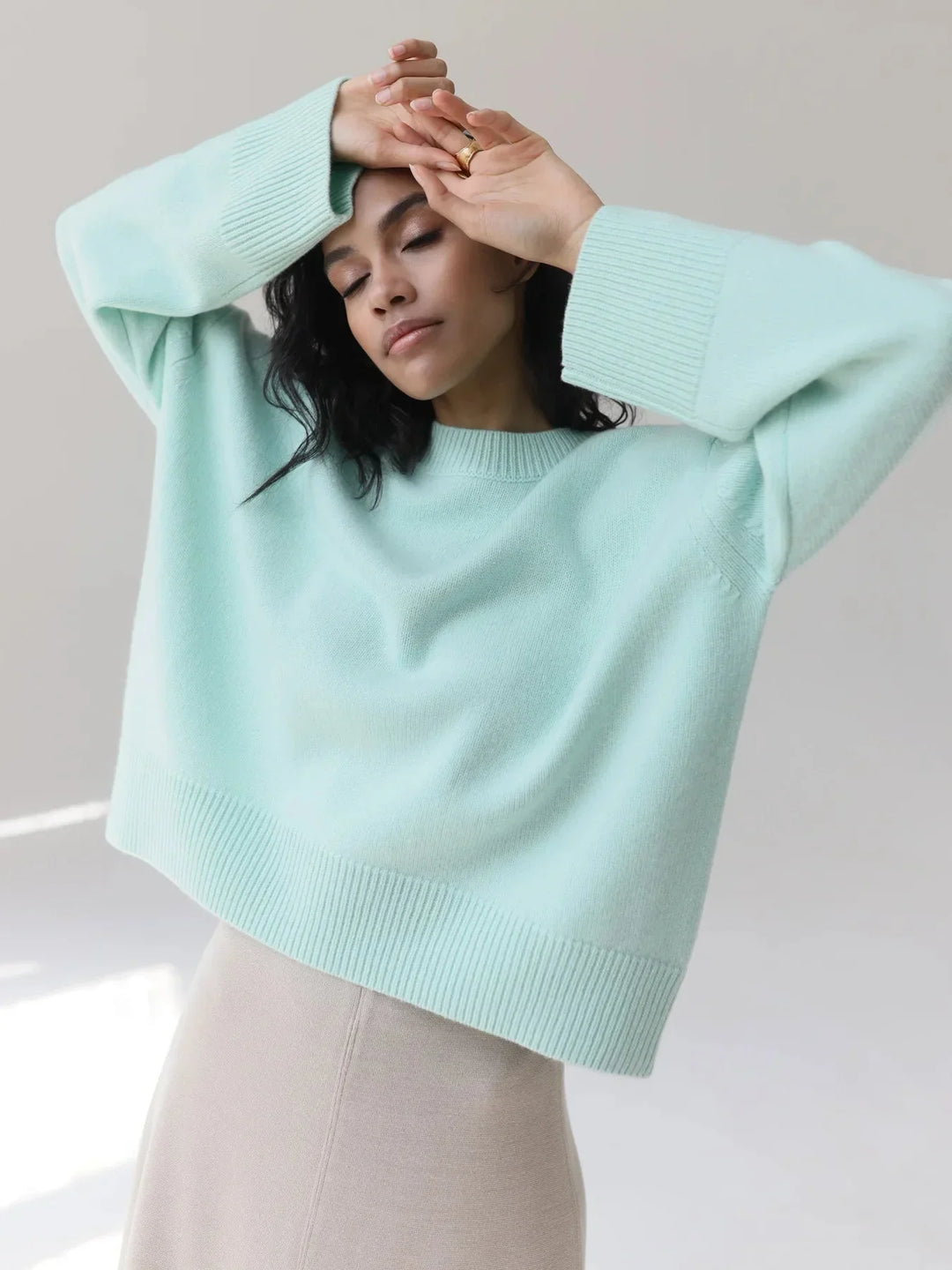 Women's Oversized Crew Neck Knit Jumper | Winter