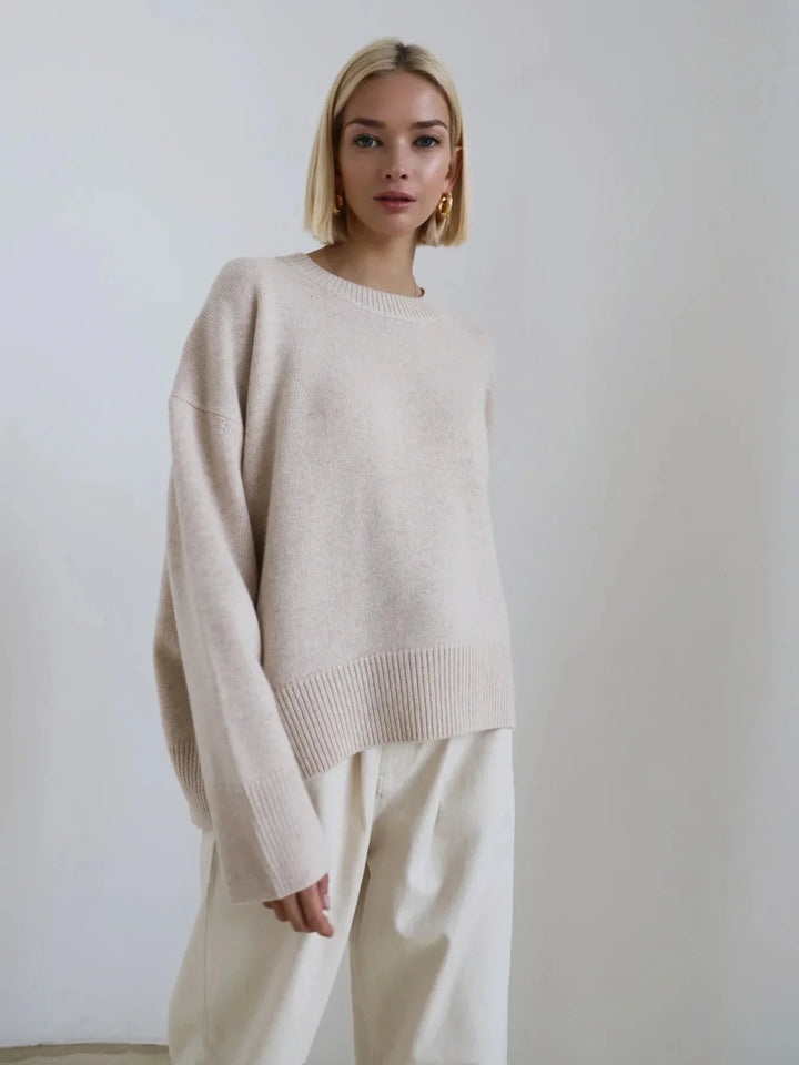 Women's Oversized Crew Neck Knit Jumper | Winter